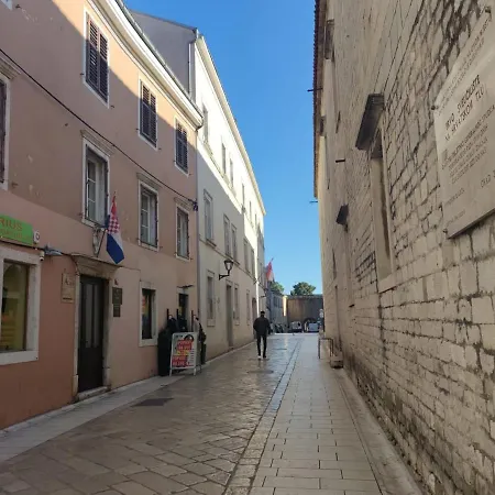 Essenza Zára