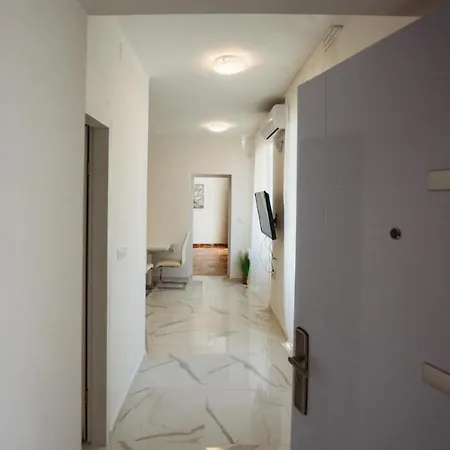 Essenza 公寓 扎达尔